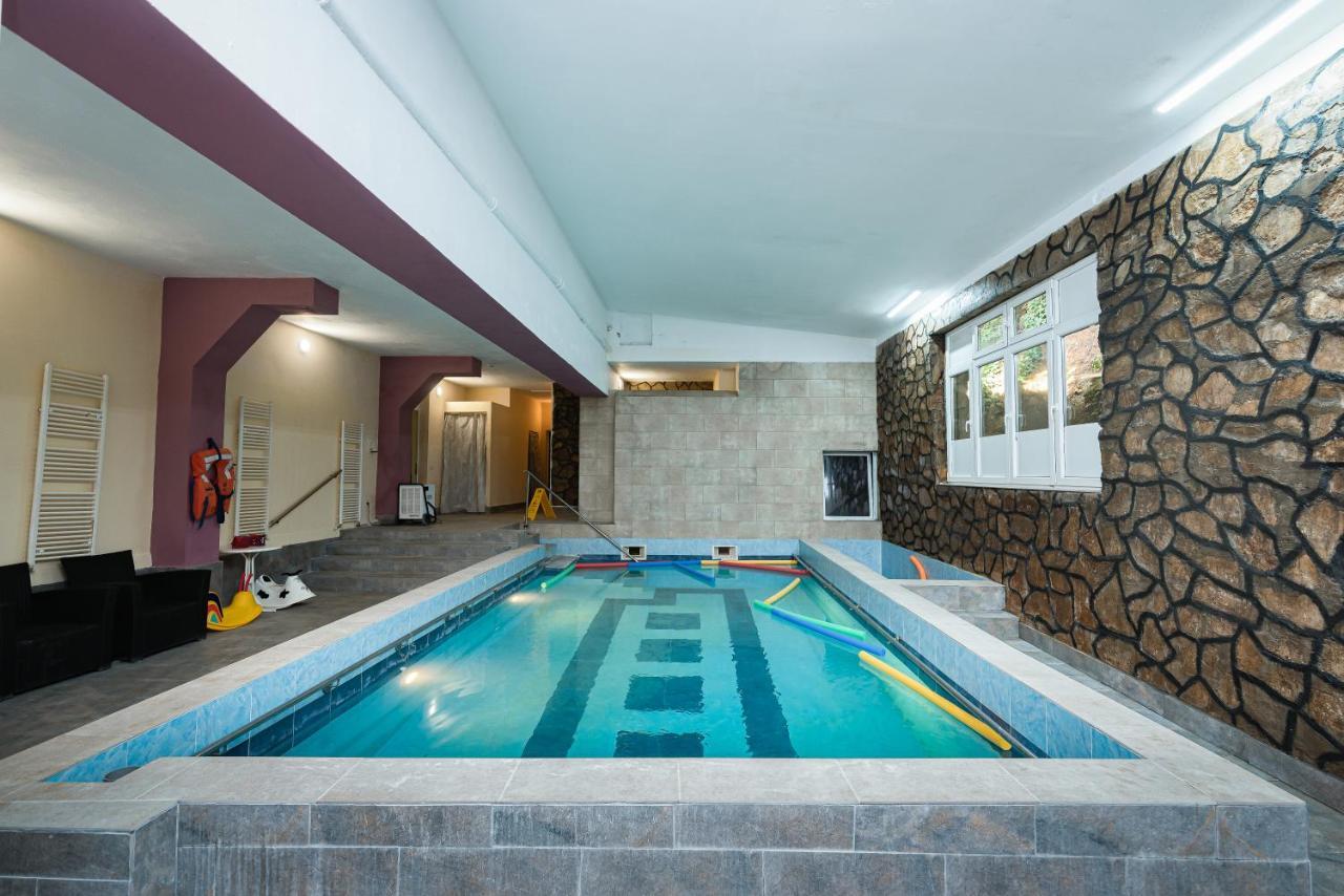 Aida Hotel Spa & Tratament Geoagiu Băi Exteriör bild